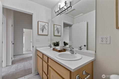 1641 Bayview Drive W Bremerton WA 98312