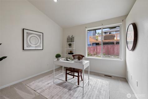 1641 Bayview Drive W Bremerton WA 98312