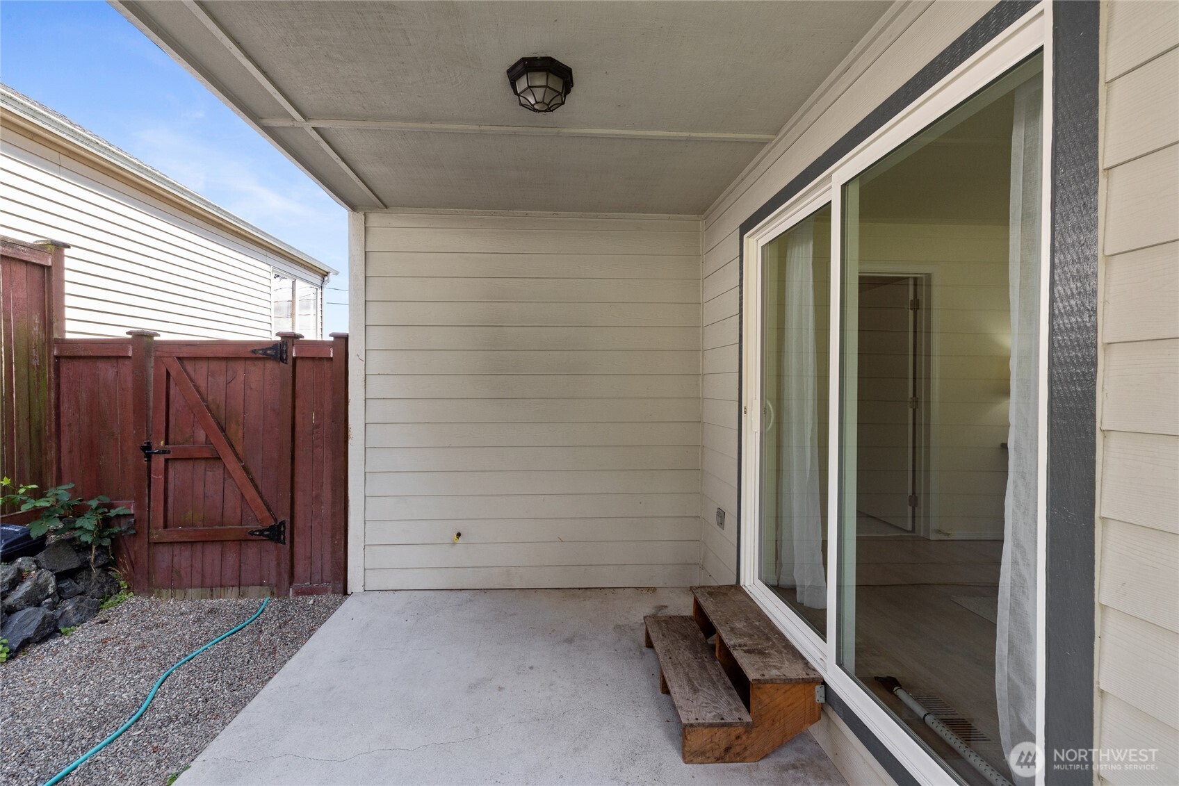 1641 Bayview Drive W Bremerton WA 98312