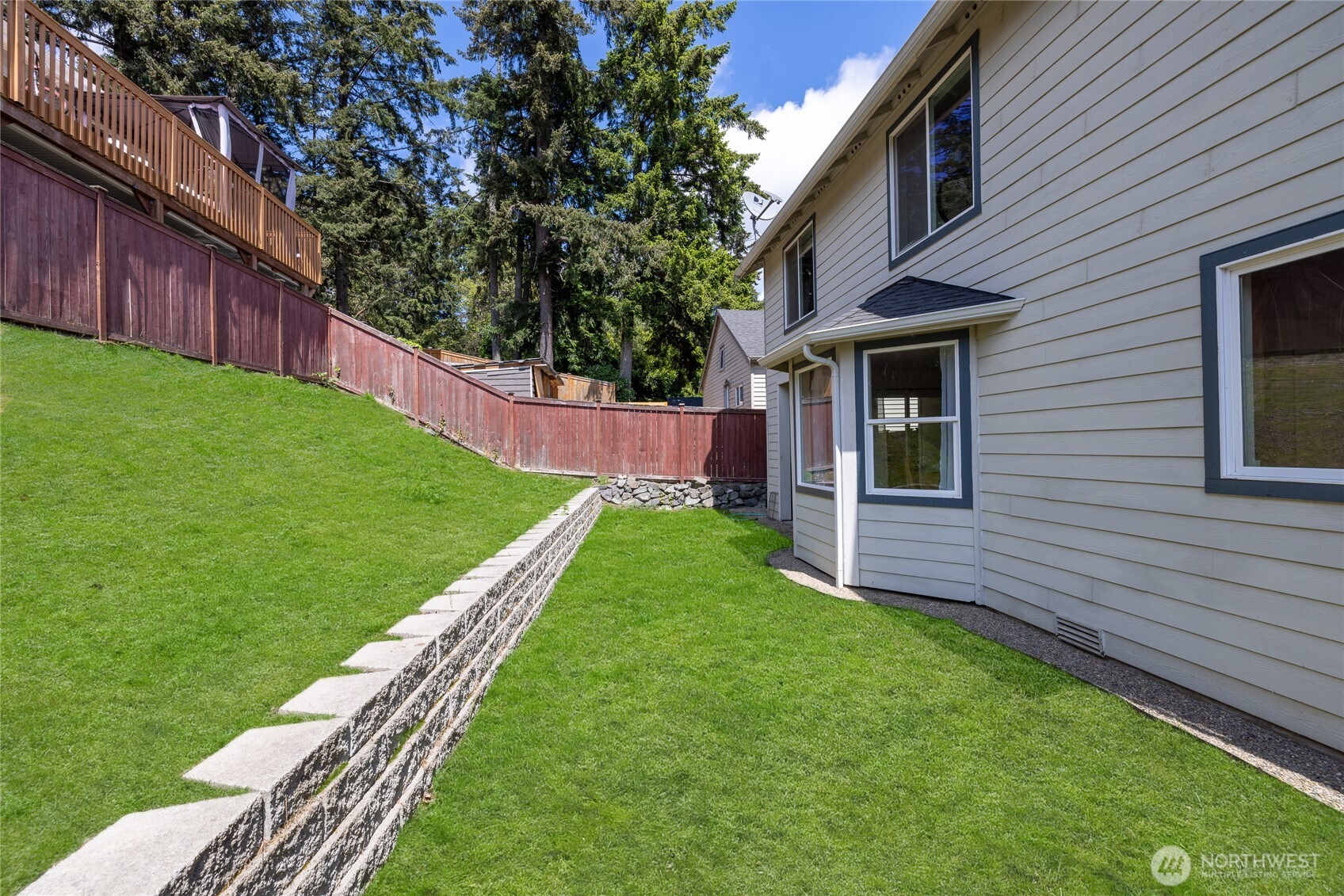 1641 Bayview Drive W Bremerton WA 98312
