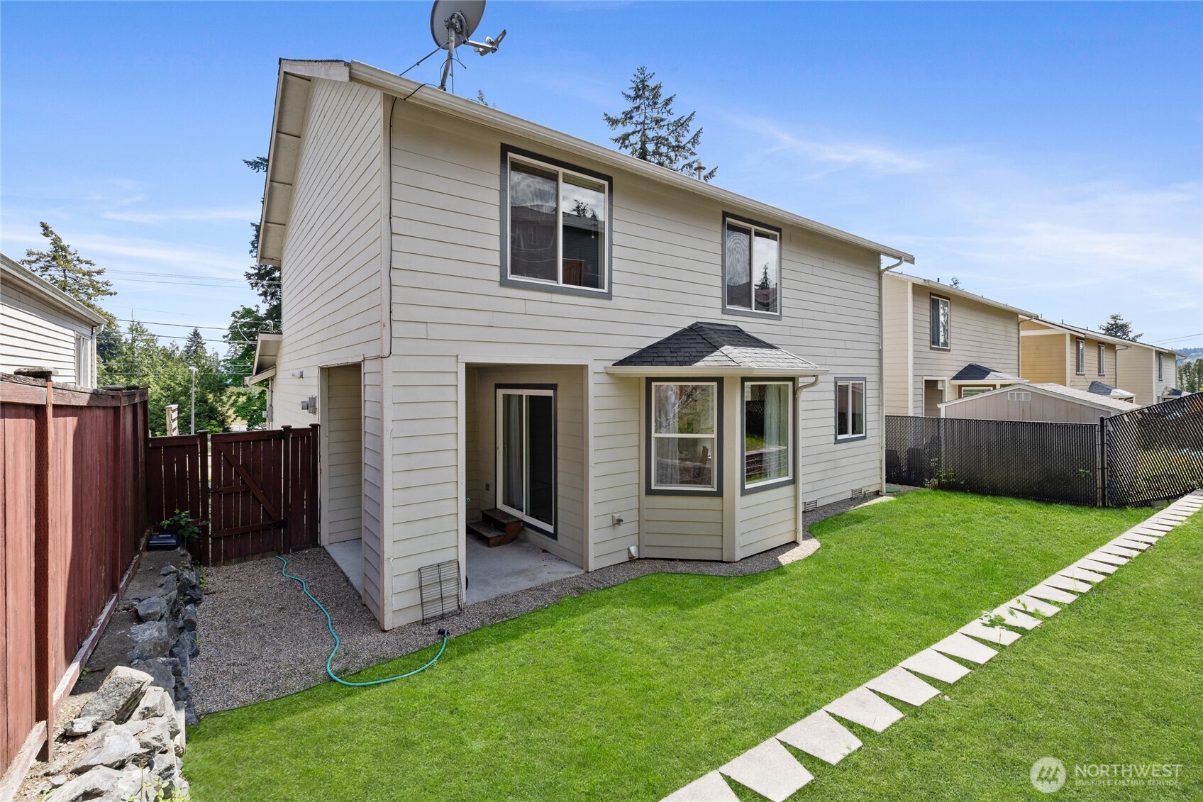 1641 Bayview Drive W Bremerton WA 98312