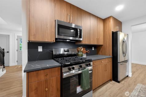 8627 29th Street Court E Edgewood WA 98371