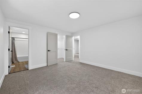 8627 29th Street Court E Edgewood WA 98371