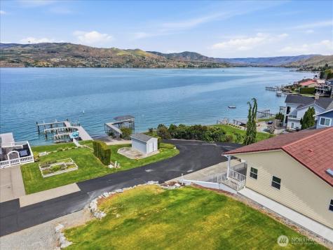 1496 S Lakeshore Road Chelan WA 98816