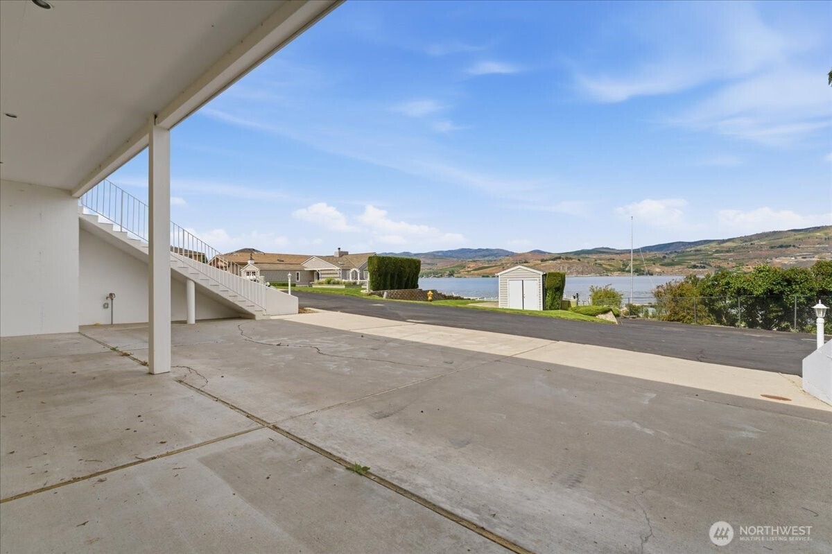 1496 S Lakeshore Road Chelan WA 98816