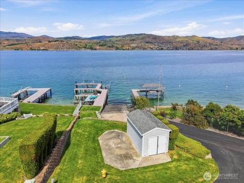 1496 S Lakeshore Road Chelan WA 98816