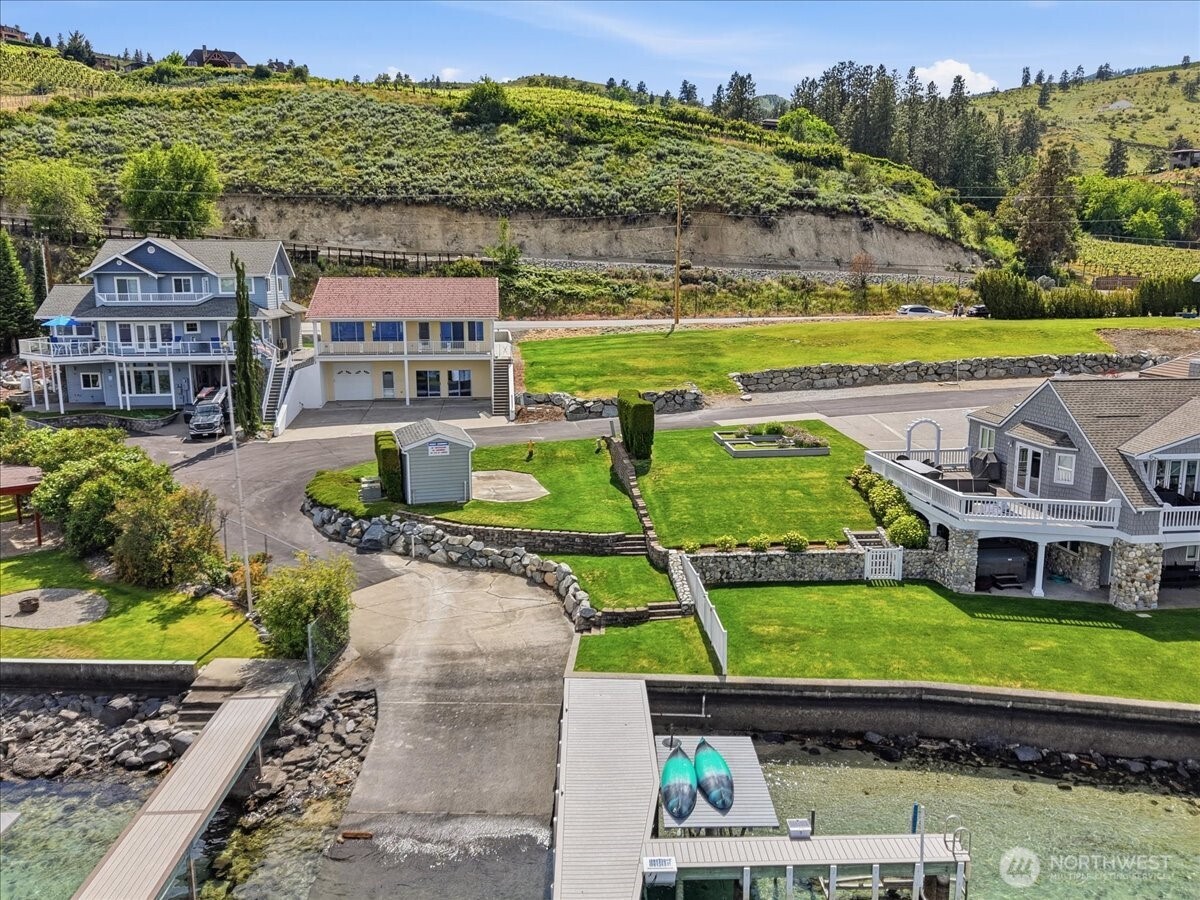 1496 S Lakeshore Road Chelan WA 98816