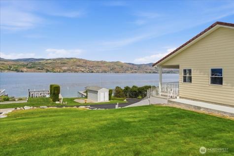 1496 S Lakeshore Road Chelan WA 98816