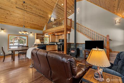 175 Deep Powder Lane Leavenworth WA 98826