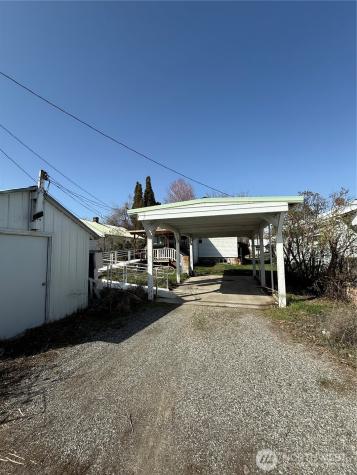 313 S Birch Street Omak WA 98841