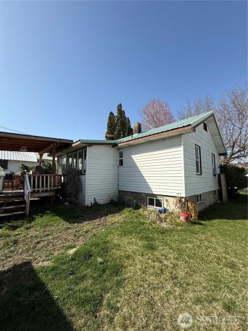 313 S Birch Street Omak WA 98841