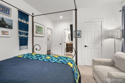20 Dunsmuir Road Port Ludlow WA 98365