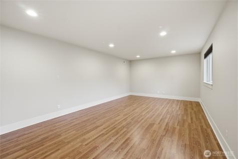 5236 NE 11th Court Renton WA 98059