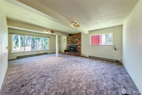 1316 Mount Pleasant Road Port Angeles WA 98362