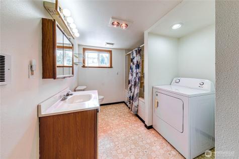 1316 Mount Pleasant Road Port Angeles WA 98362