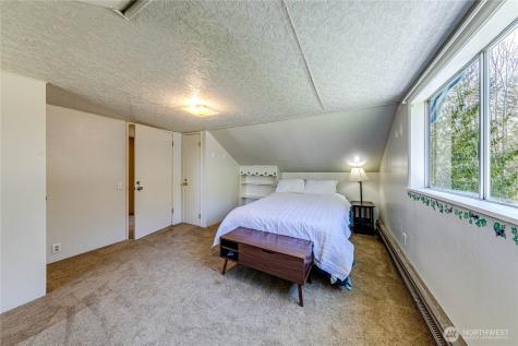 1316 Mount Pleasant Road Port Angeles WA 98362