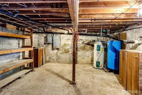 1316 Mount Pleasant Road Port Angeles WA 98362