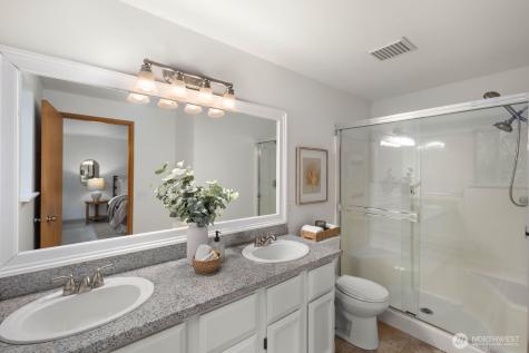 4623 143rd Place SW Lynnwood WA 98087
