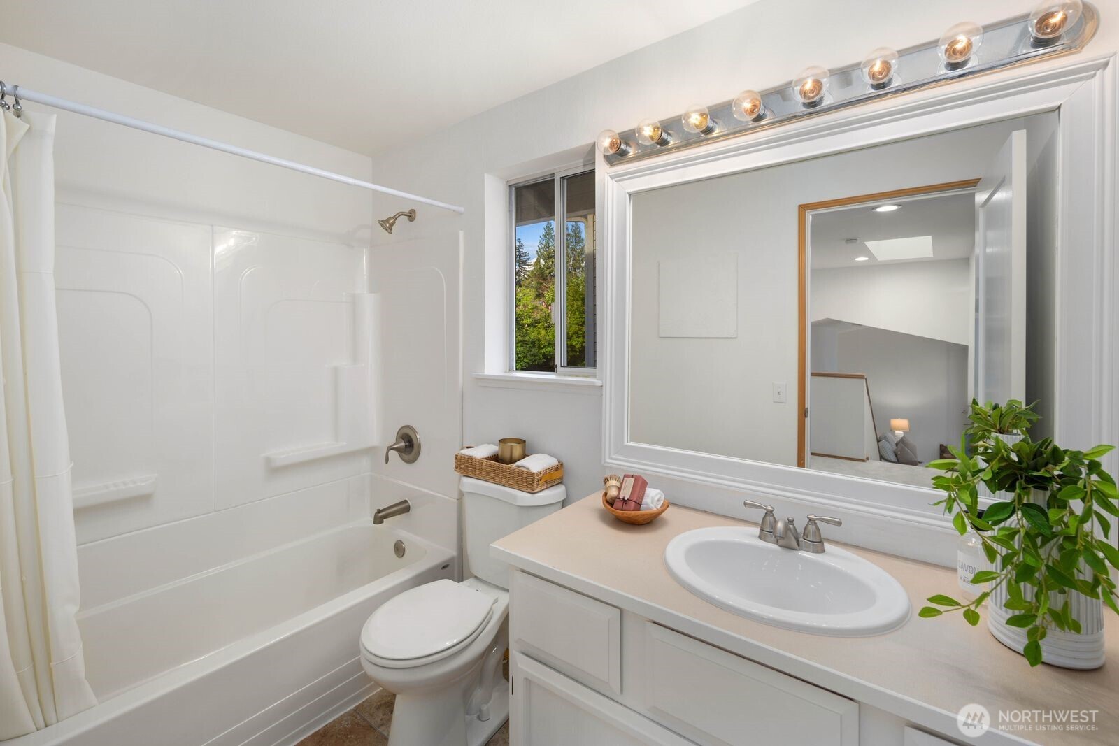4623 143rd Place SW Lynnwood WA 98087