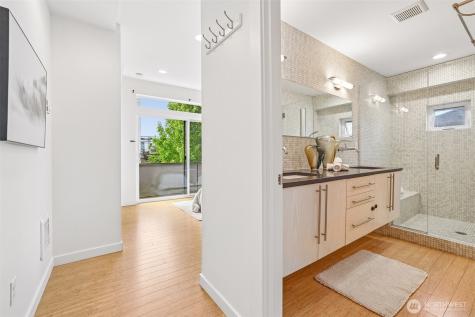 2113 15th Avenue S Seattle WA 98144