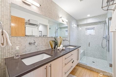 2113 15th Avenue S Seattle WA 98144
