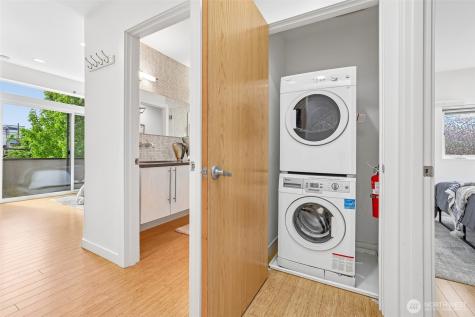 2113 15th Avenue S Seattle WA 98144