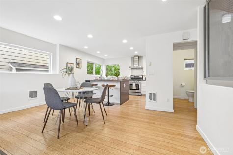 2113 15th Avenue S Seattle WA 98144