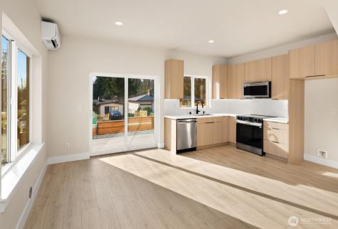 908 S 138th Street Burien WA 98168