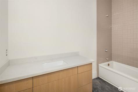 5222 Forest Avenue SE Mercer Island WA 98040