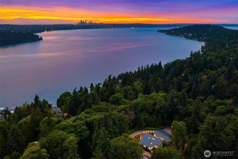 5222 Forest Avenue SE Mercer Island WA 98040