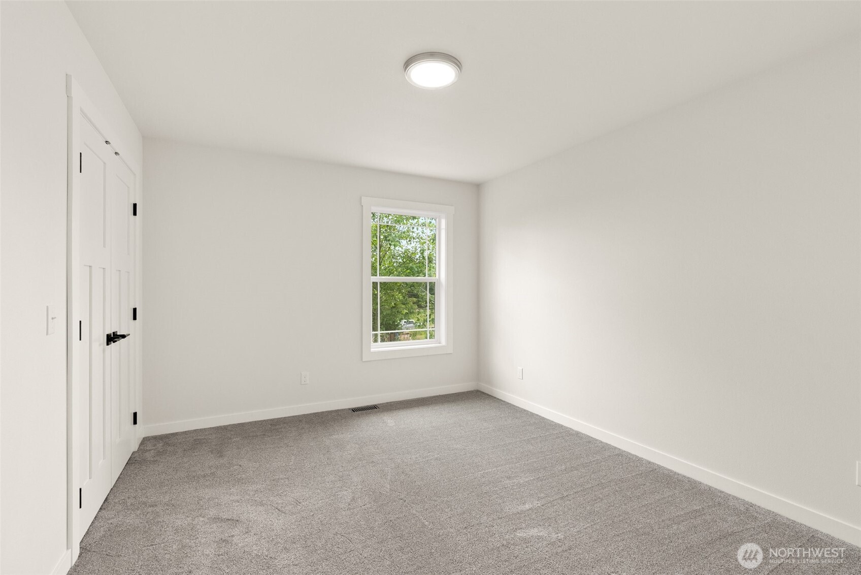 635 Elm Street Raymond WA 98577