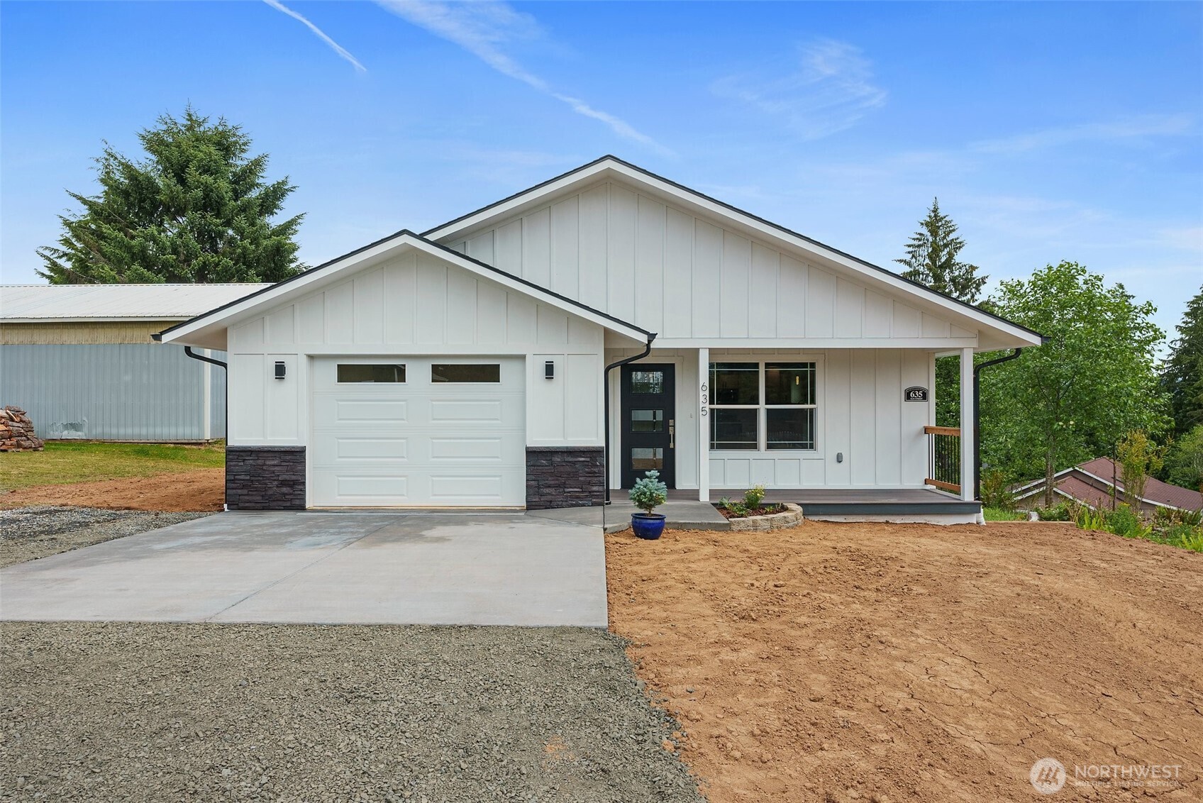 635 Elm Street Raymond WA 98577