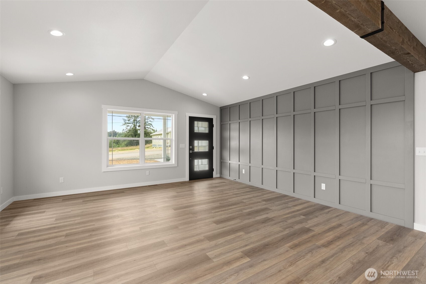 635 Elm Street Raymond WA 98577