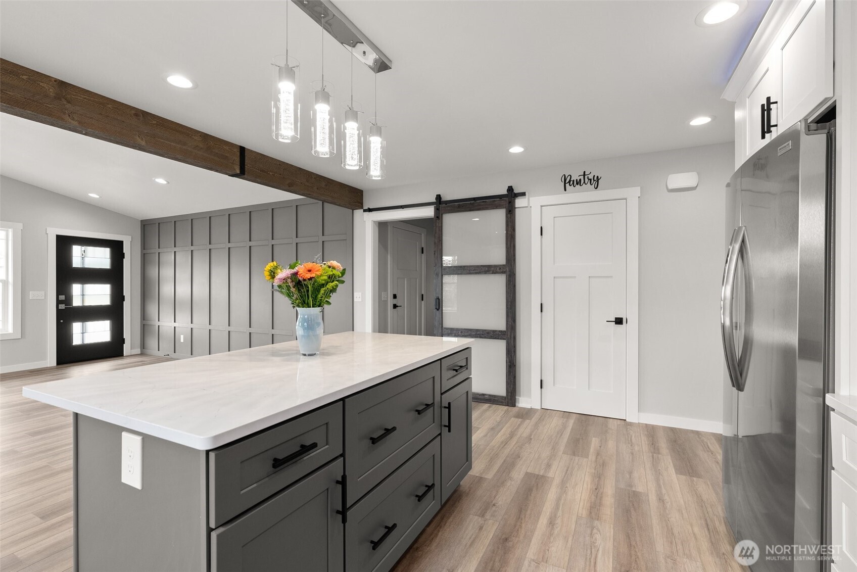 635 Elm Street Raymond WA 98577