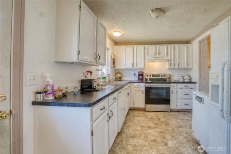 317 N Maple Street Aberdeen WA 98520