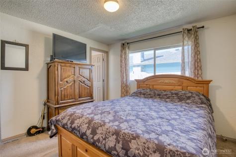 317 N Maple Street Aberdeen WA 98520