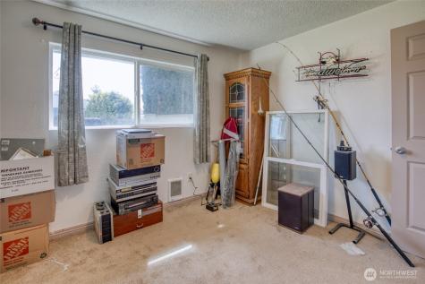 317 N Maple Street Aberdeen WA 98520