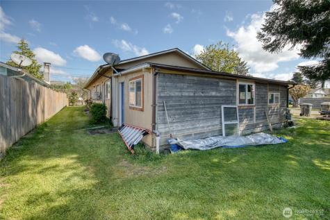 317 N Maple Street Aberdeen WA 98520
