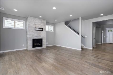 16808 124th Avenue Court E. Puyallup WA 98374