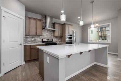 16808 124th Avenue Court E. Puyallup WA 98374