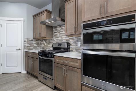 16808 124th Avenue Court E. Puyallup WA 98374
