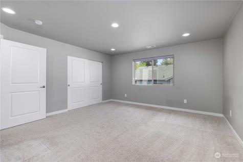 16808 124th Avenue Court E. Puyallup WA 98374