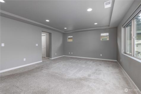 16808 124th Avenue Court E. Puyallup WA 98374