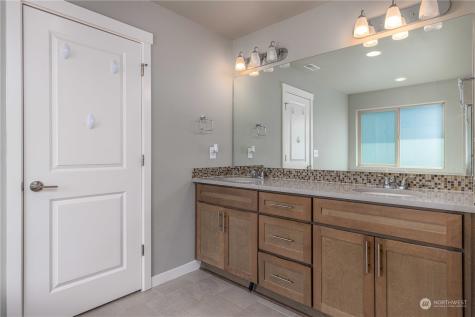 16808 124th Avenue Court E. Puyallup WA 98374