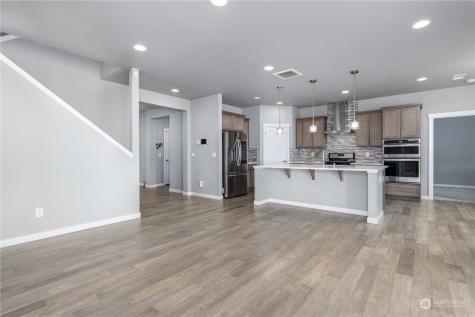 16808 124th Avenue Court E. Puyallup WA 98374