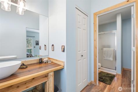 8348 Main Street #1 Peshastin WA 98847