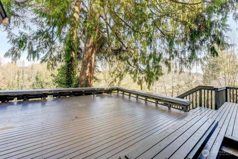 7802 NE 170th Street Kenmore WA 98028