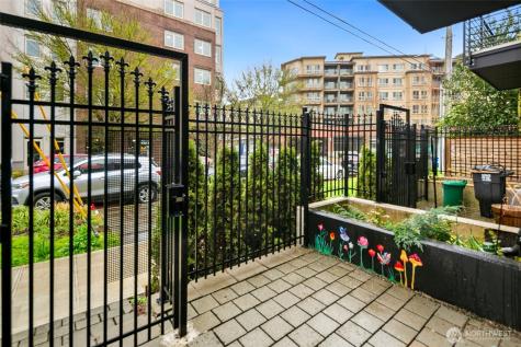 109 22nd Avenue E Seattle WA 98112