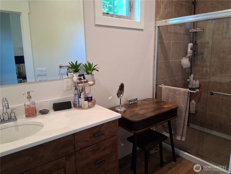 130 Village Way Oroville WA 98844