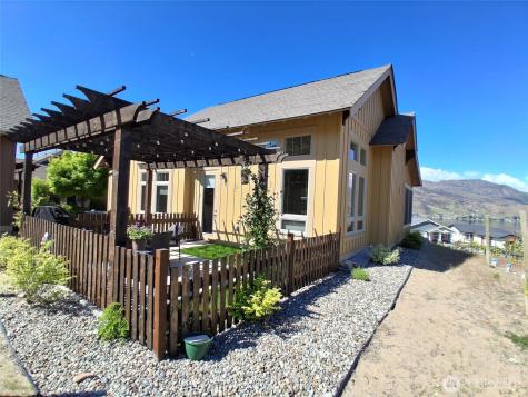 130 Village Way Oroville WA 98844